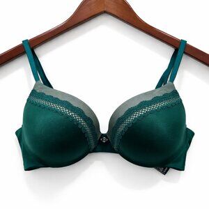 Victoria's Secret Very Sexy Push-Up Bra Green Lace Trim 32D Satin Feel Lingerie